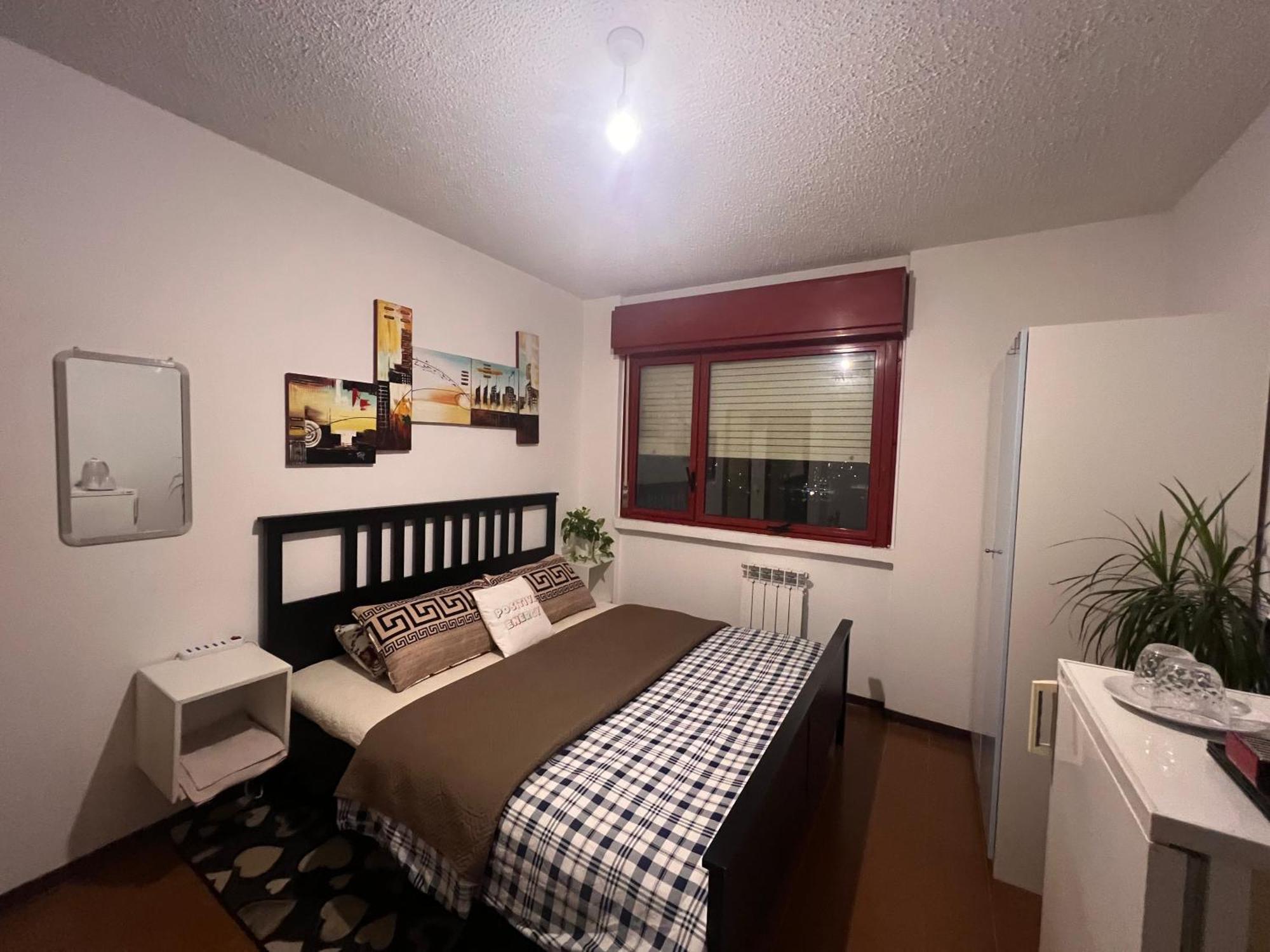 Friends And Family Apartment Бреша Екстериор снимка